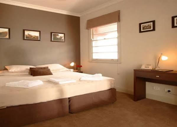 Royal Hotel Gympie Exterior photo